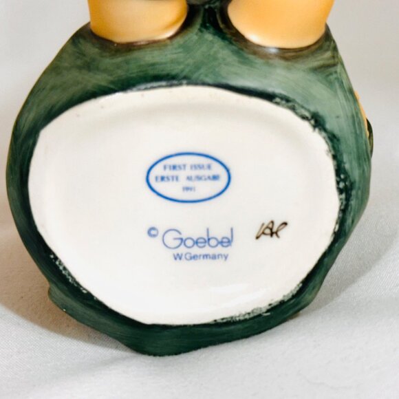 Goebel Hummel #434 Friend or Foe - First Issue 1991 TMK6 - Picture 11 of 12